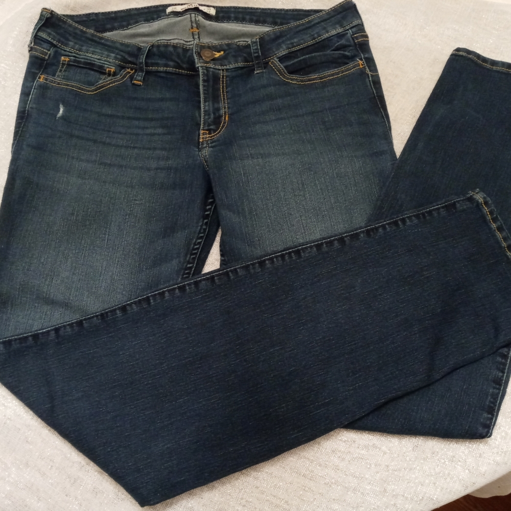 Hollister jeans, EUC, dark wash, size 11R